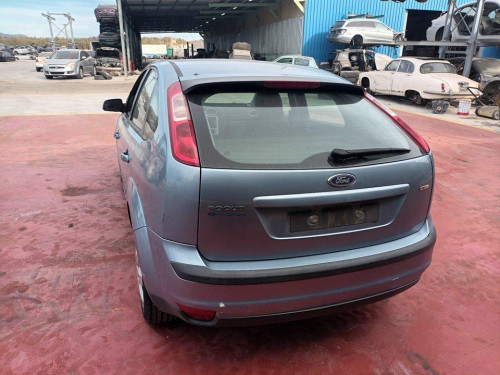  FORD FOCUS BERLINA (CAP) 