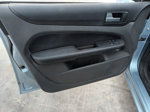  FORD FOCUS BERLINA (CAP) 