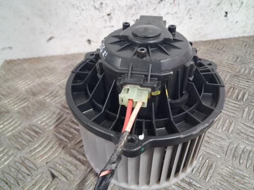 MOTOR CALEFACCION 