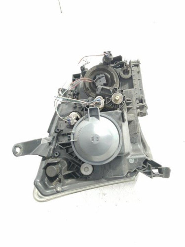  FARO IZQUIERDO TOYOTA AVENSIS BERLINA (T25) 