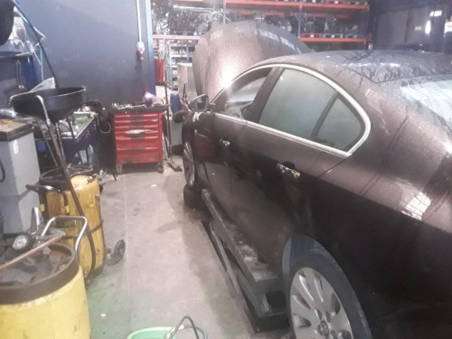  OPEL INSIGNIA BERLINA 