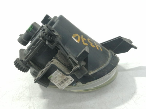 FARO ANTINIEBLA IZQUIERDO VOLKSWAGEN TOUAREG (7LA) 