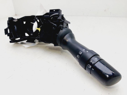 MANDO LUCES Toyota VERSO (AUR2/ZGR2) 