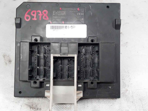  CAJA RELES / FUSIBLES SEAT LEON ST 5F8 