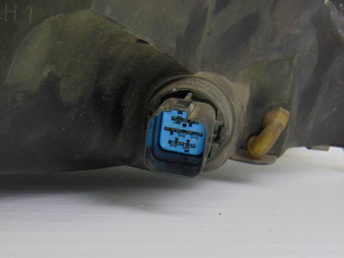  FARO IZQUIERDO FORD FOCUS FAMILIAR (CAK) 