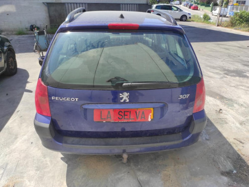 PEUGEOT 307 BREAK / SW (S1)(04.2002) — vehículo donante para recambios 