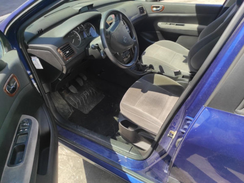 PEUGEOT 307 BREAK / SW (S1)(04.2002) — vehículo donante para recambios 