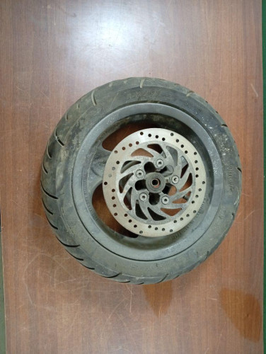 RUEDA DELANTERA 