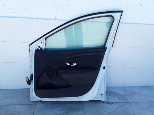 PUERTA DELANTERA DERECHA RENAULT MEGANE III BERLINA 5P 