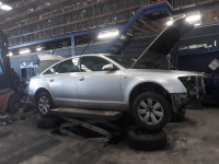 AUDI A6 BERLINA (4F2)
