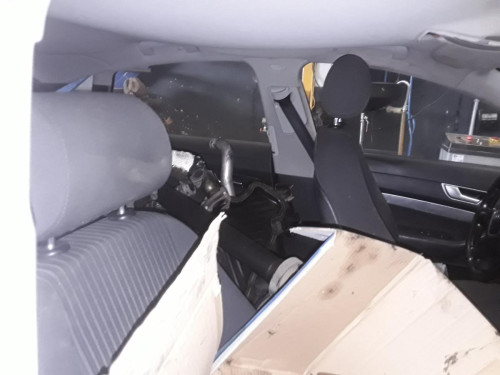 AUDI A6 BERLINA (4F2) — vehículo donante para recambios 