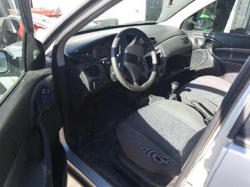  FORD FOCUS BERLINA (CAK) 