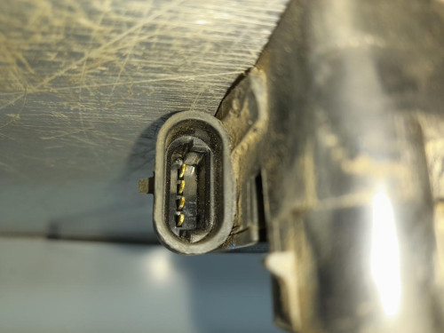 CERRADURA PUERTA DELANTERA DERECHA Chevrolet KALOS 