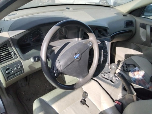  VOLVO S60 BERLINA 