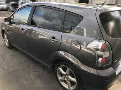  TOYOTA COROLLA VERSO (R1) 