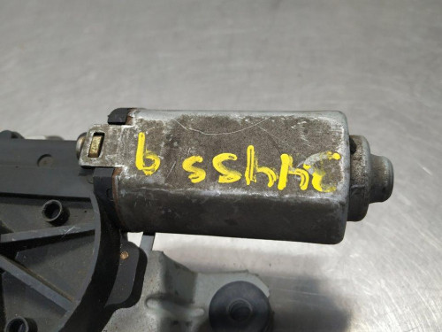 MOTOR LIMPIA TRASERO 