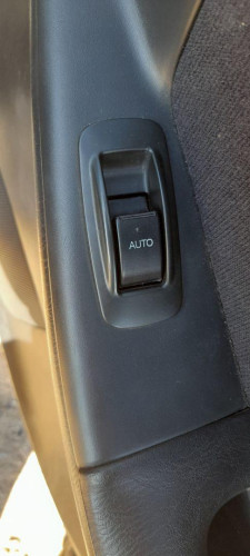 MANDO ELEVALUNAS TRASERO DERECHO Toyota COROLLA (E12) 