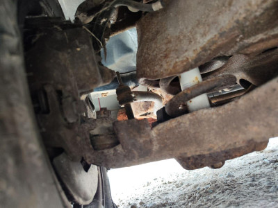 BRAZO SUSPENSION DELANTERO IZQUIERDO