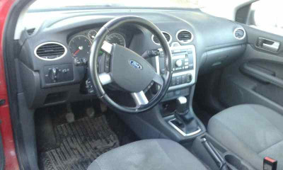 FORD FOCUS BERLINA (CAP)