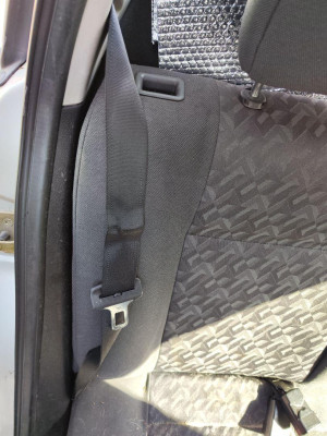 CINTURON SEGURIDAD TRASERO DERECHO