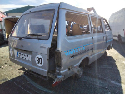 NISSAN VANETTE (C220)