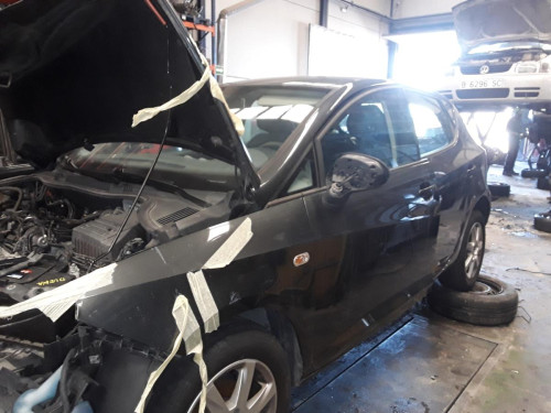 SEAT IBIZA BERLINA (6J5) — автомобиль-донор на запчасти 