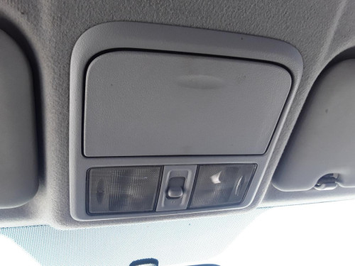 LUZ INTERIOR Mitsubishi GRANDIS (NA0W) 