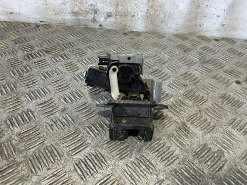 CERRADURA MALETERO / PORTON 