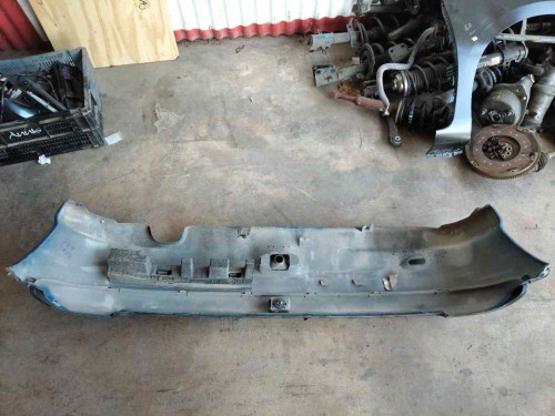 PARAGOLPES TRASERO Peugeot 206 
