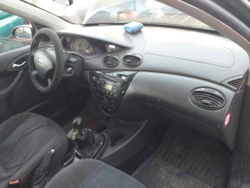  FORD FOCUS BERLINA (CAK) 