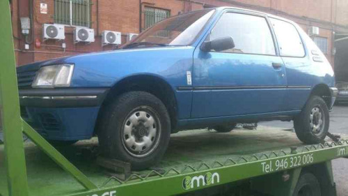  PEUGEOT 205 BERLINA 
