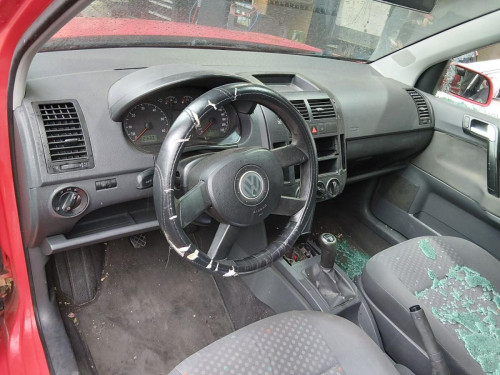  VOLKSWAGEN POLO IV (9N1) 