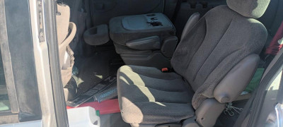 CHRYSLER VOYAGER (RG)