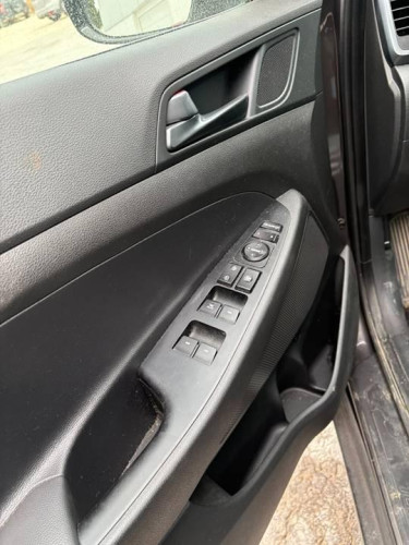 HYUNDAI TUCSON (TL) — Donor Vehicle for Used Parts 
