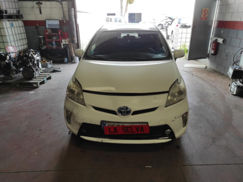 TOYOTA PRIUS (ZVW30) — автомобиль-донор на запчасти 