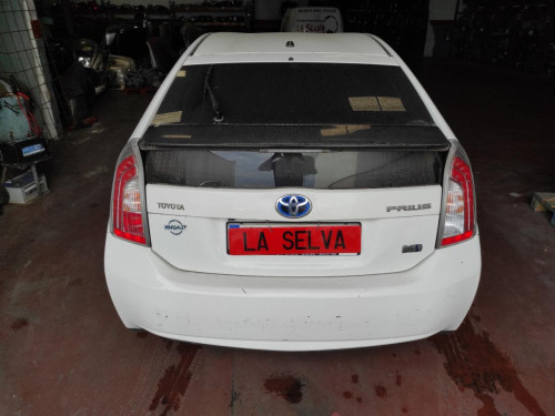 TOYOTA PRIUS (ZVW30) — автомобиль-донор на запчасти 