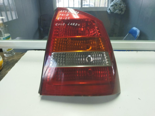 PILOTO TRASERO DERECHO Opel ASTRA G BERLINA 