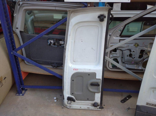 PUERTA TRASERA DERECHA Renault KANGOO I (F/KC0) 