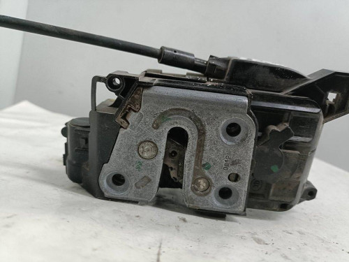 CERRADURA PUERTA DELANTERA DERECHA Renault CLIO III 
