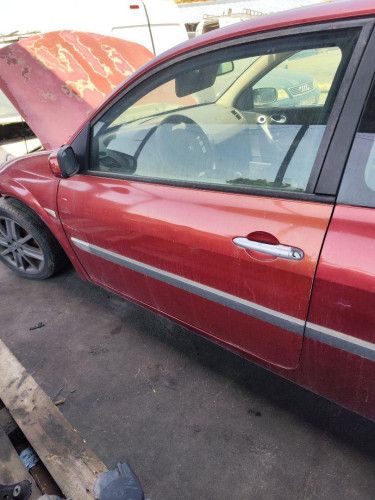 PUERTA DELANTERA IZQUIERDA Renault MEGANE II BERLINA 3P 