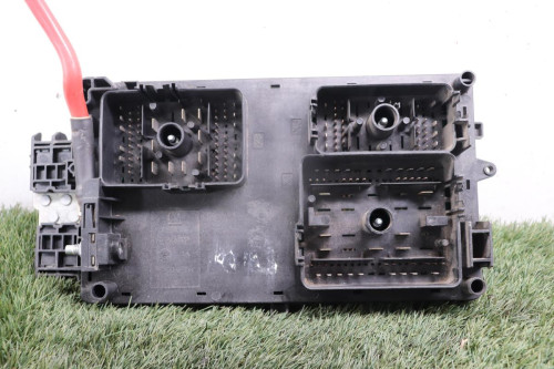  CAJA RELES / FUSIBLES OPEL INSIGNIA BERLINA 
