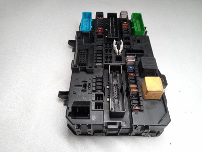 CAJA RELES / FUSIBLES, OPEL, ASTRA H BERLINA