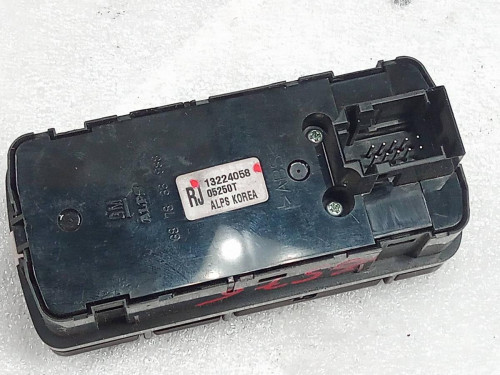  MANDO ELEVALUNAS DELANTERO IZQUIERDO FORD FOCUS BERLINA (CAK) 