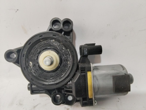 MOTOR ELEVALUNAS DELANTERO IZQUIERDO Hyundai I30 (GD) 
