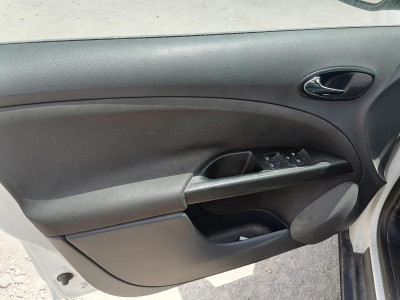 SEAT TOLEDO (5P2)