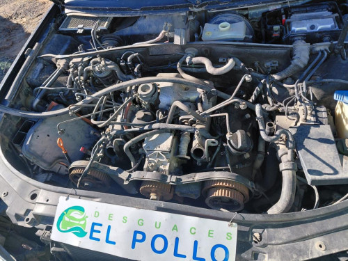  AUDI A6 BERLINA (4B2) 