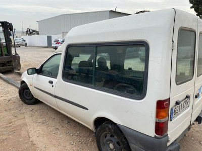 FORD FIESTA COURIER