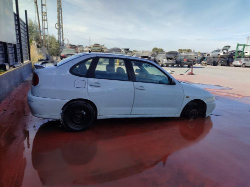  SEAT CORDOBA BERLINA (6K2) 