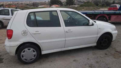 VOLKSWAGEN POLO III BERLINA (6N2)