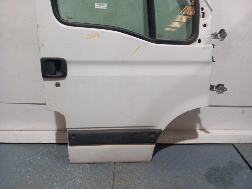  PUERTA DELANTERA DERECHA Renault MASTER II FASE 2 DOBLE CABINA CAMIÓN/CHASIS 